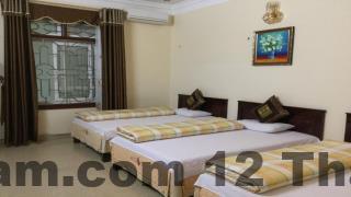 Không gian phòng ngủ khách sạn bình dân tại Mèo Vạc