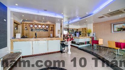 Ăn sáng tại Mai Villa 6