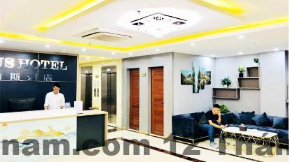 Khu vực lễ tân Sunshine Hotel phục vụ 24/7