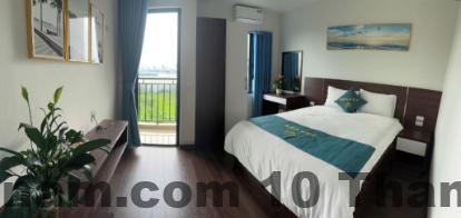 Khu vực ăn sáng tại Nội Bài Hotel phục vụ các món đơn giản như phở, mì, bánh mì