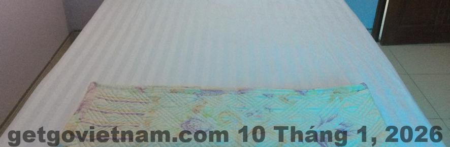 Khu vực ăn uống đơn giản tại Phương Nam Hotel Sóc Sơn