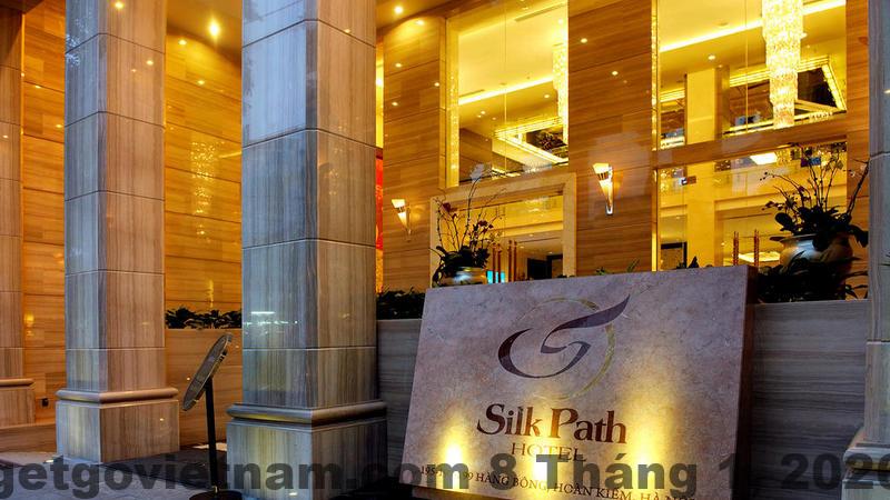 Bữa sáng đơn giản tại khách sạn gần hồ Hoàn Kiếm