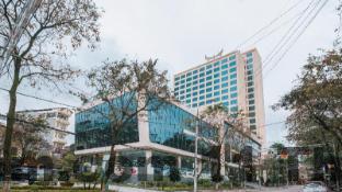 Ella Riverside Hotel: Khám Phá Kỳ Nghỉ Yên Bình Tại Lào Cai 6 Bữa sáng tại Ella Riverside Hotel với các món ăn đa dạng, được chế biến hấp dẫn cho du khách.