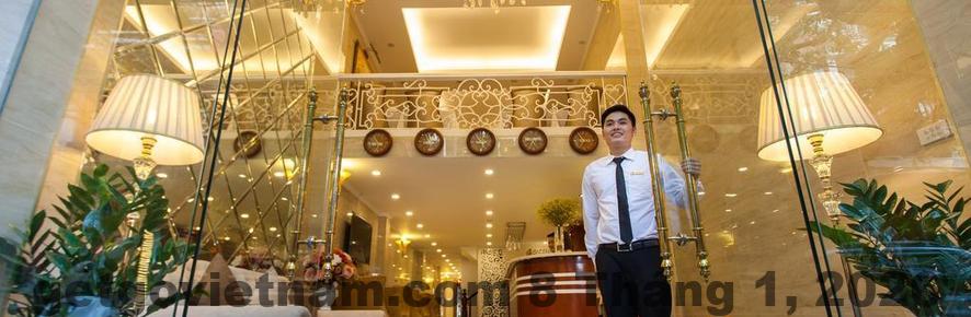 Buffet bữa sáng tại Diamond King Hotel với nhiều món ăn đa dạng