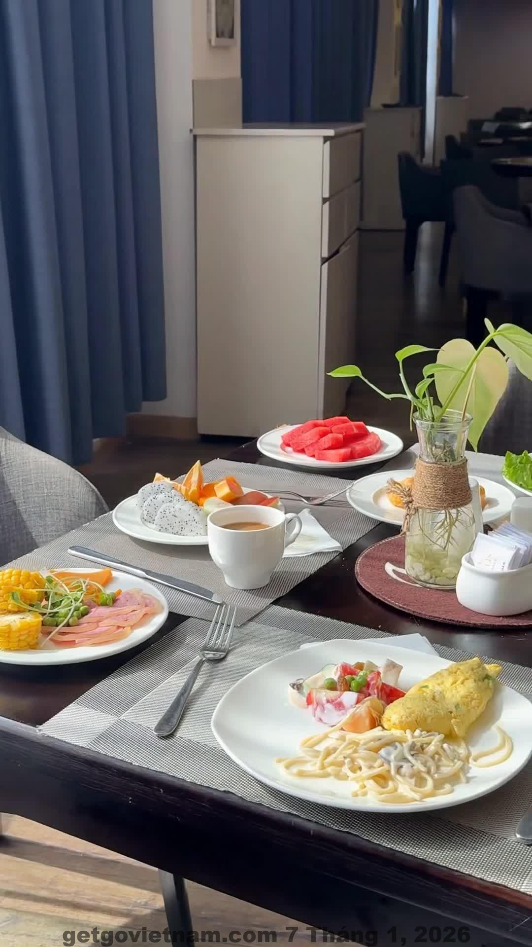 Bữa sáng khách sạn tầm trung tại Hà Nội