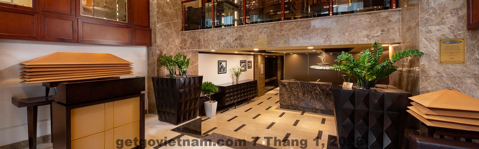 Phòng ngủ TK123 Hanoi Hotel diện tích vừa phải, nội thất hiện đại