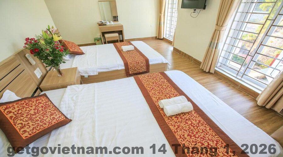 Khu vực ăn sáng đơn giản tại Catba Green Hotel