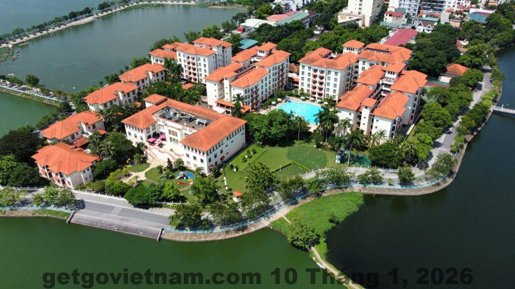 Đánh giá Westlake Emerald Suites Hà Nội 2026: Có đáng ở khu Tây Hồ? 1 DWS seen from heights introduction scaled 2