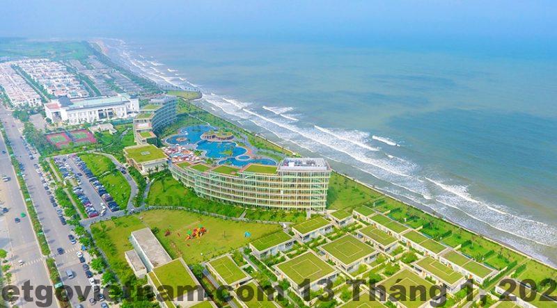 Khu vực nghỉ dưỡng ngoài trời của khách sạn Ánh Sáng