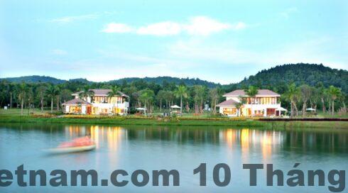 Hồ Đại Lải Vĩnh Phúc với cảnh quan thiên nhiên rộng lớn, xanh mát quanh khách sạn