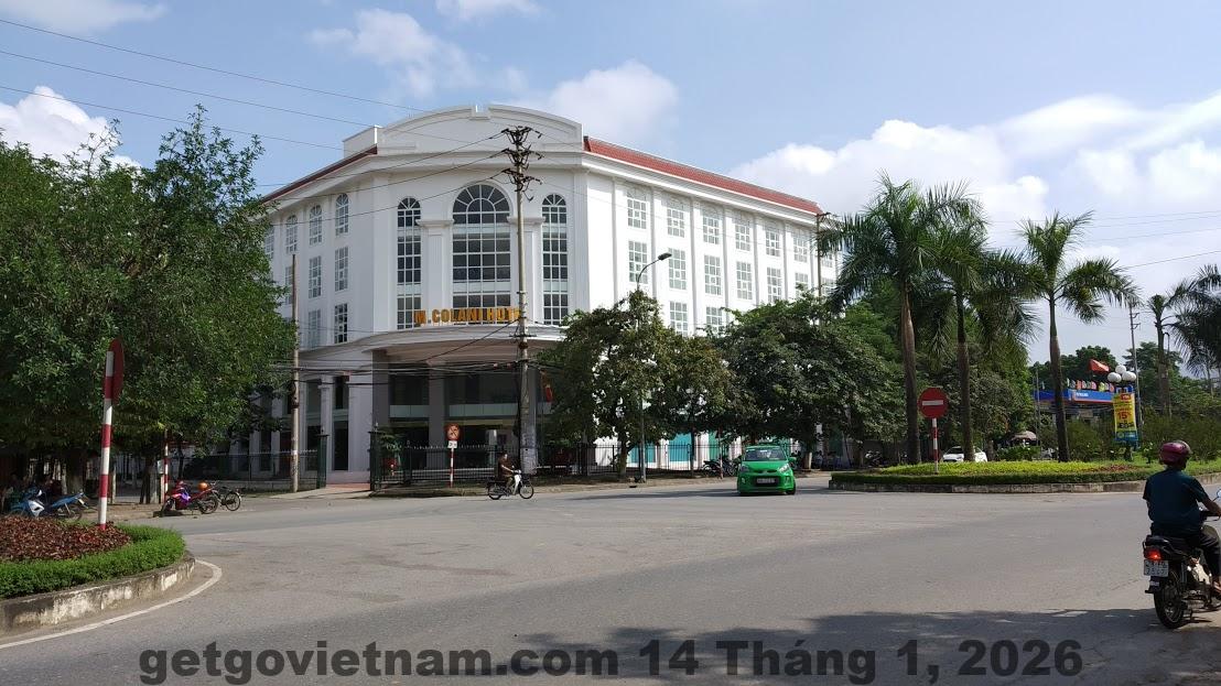 Khu vực lễ tân Khách sạn Đồng Lợi Hòa Bình