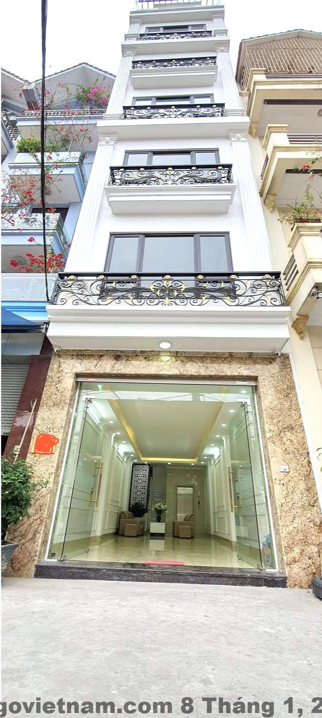 Khu vực lễ tân nhà nghỉ Hoàng Lan Hoàng Ngân đơn giản và gọn gàng