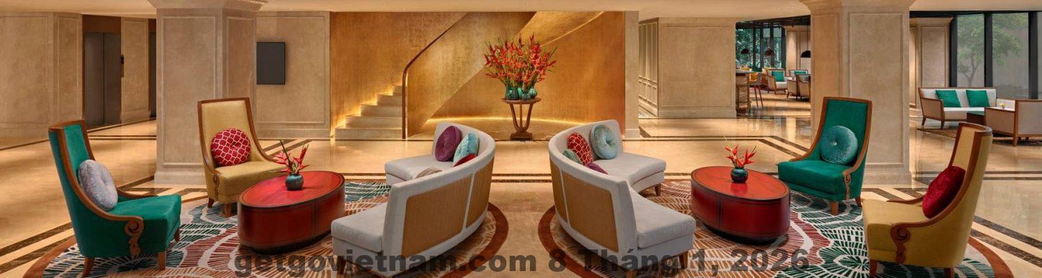 Đánh giá Grand Mercure Hanoi 2026: Khách sạn 5 sao nội đô đáng tiền không? 6 Nhân viên lễ tân Grand Mercure Hanoi phục vụ chuyên nghiệp và thân thiện