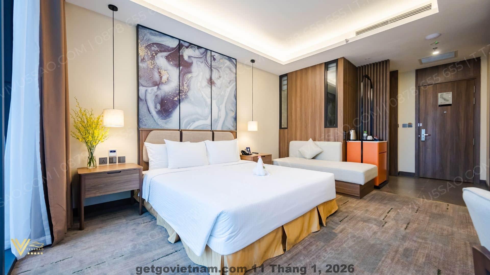 Không gian sảnh Khách sạn Mường Thanh Luxury Quảng Ninh rộng rãi, phục vụ khách đoàn