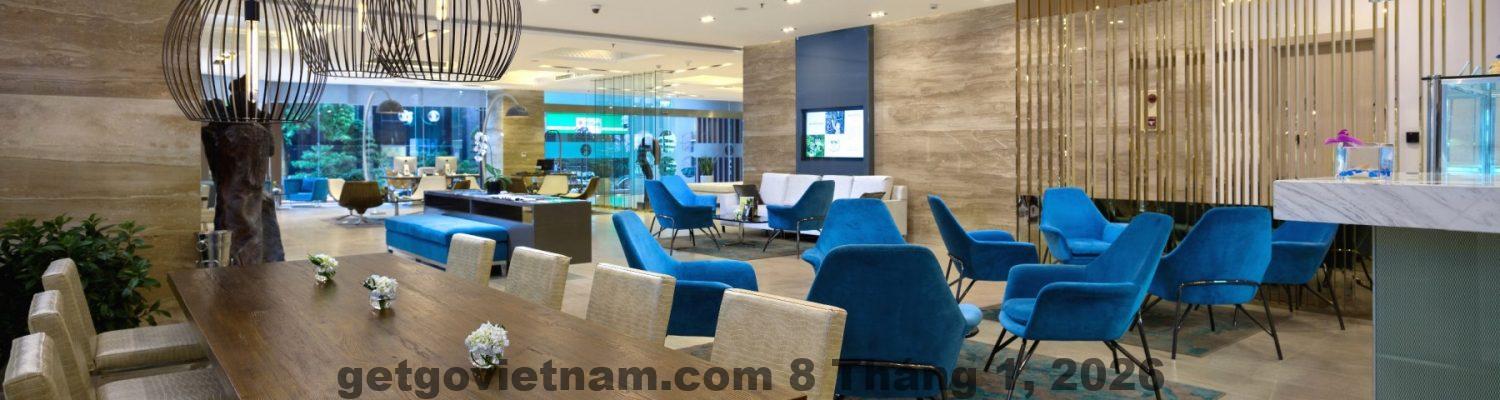 Khu vực lễ tân Novotel Suites Hà Nội