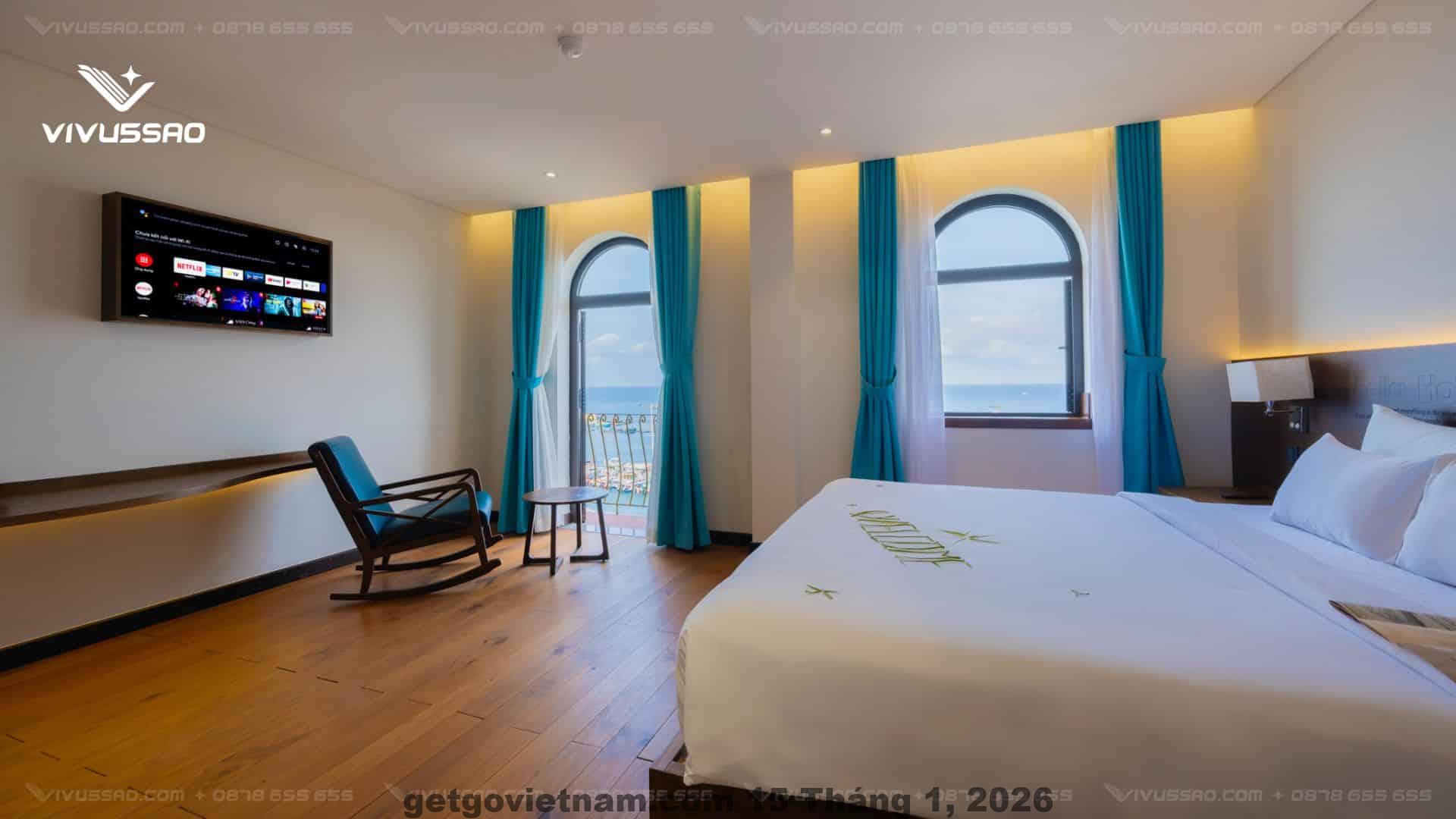 Phòng tiêu chuẩn tại Roma Hotel Noi Bai Airport với nội thất cơ bản