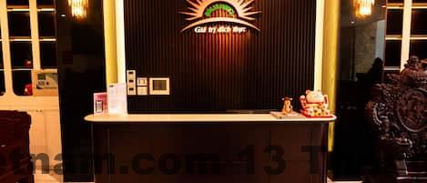 Giá cả tại Draco Thang Long Hotel