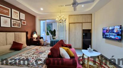 Nội thất phòng ngủ tại 29 Homestay với thiết kế đơn giản nhưng hiện đại, tạo không gian thoải mái cho khách nghỉ dưỡng.