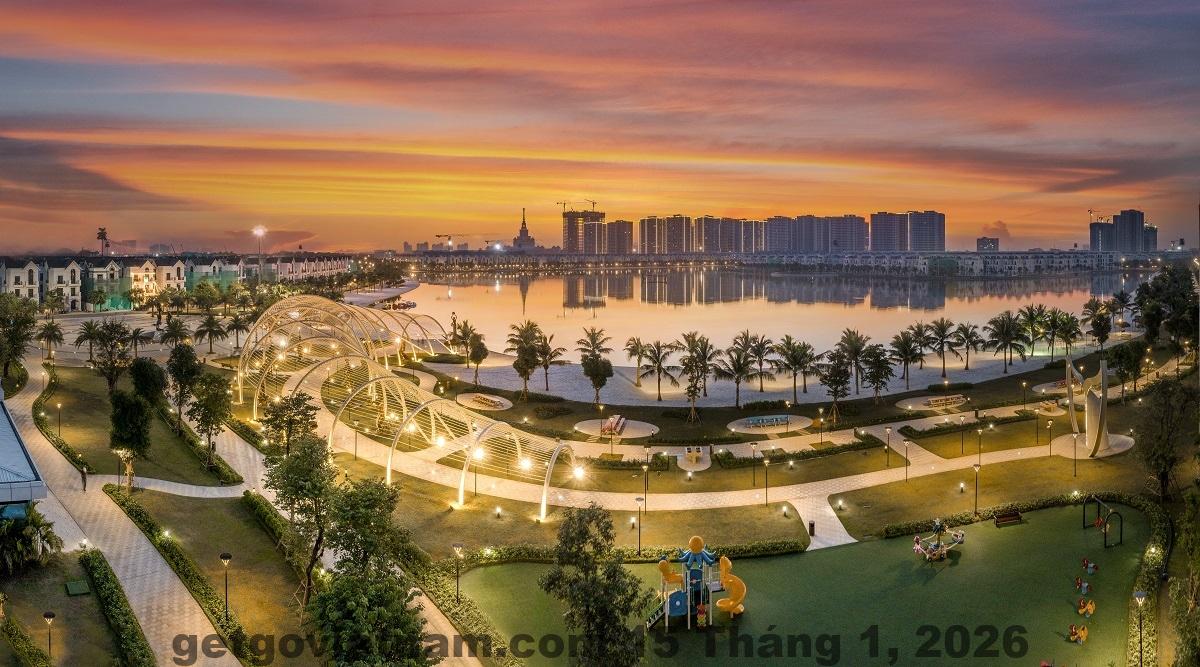 Biển nhân tạo và hồ Ngọc Trai tại Vinhomes Ocean Park
