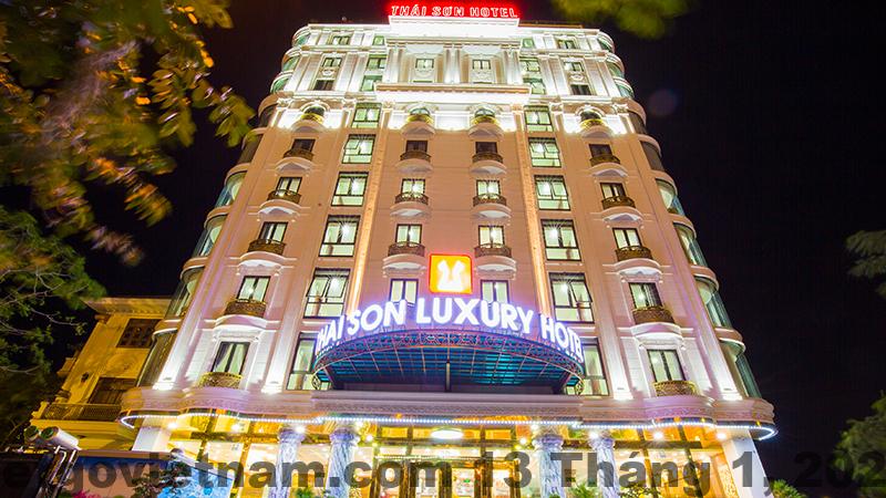 Khách sạn có mức giá hợp lý, phù hợp với nhu cầu nghỉ dưỡng đơn giản.