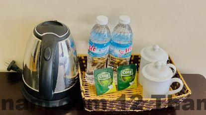 Nhân viên khách sạn thân thiện, nhiệt tình với khách hàng