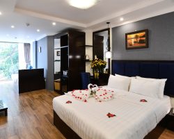 Đánh giá Downtown Hostel & Rooftop Bar Hà Nội 2026: Có đáng ở? banner