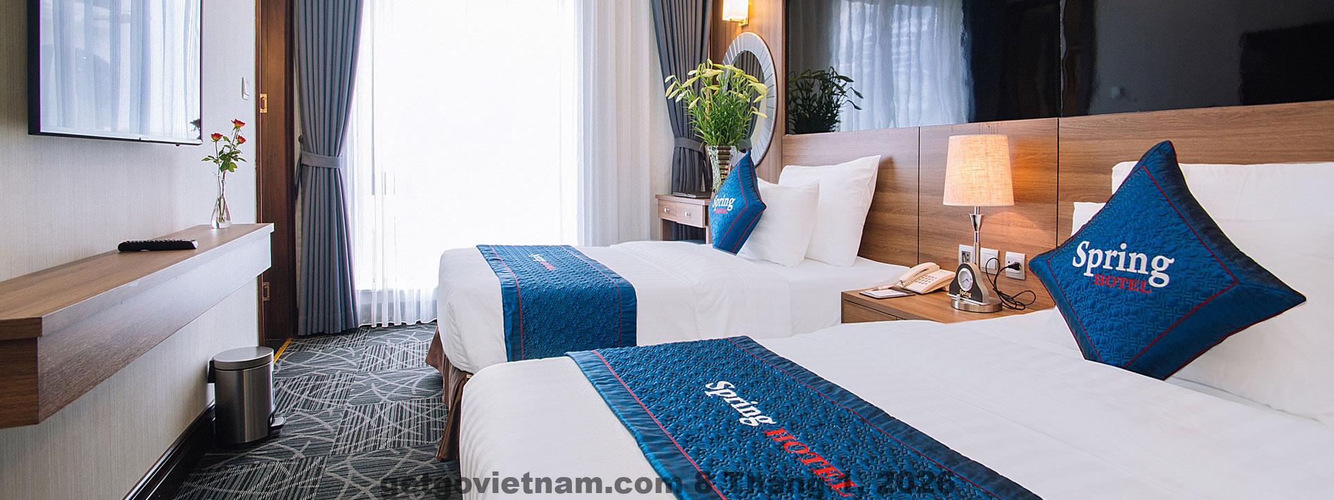 Spring Hotel Hanoi – mặt tiền khách sạn tại đường Dịch Vọng Hậu, Cầu Giấy