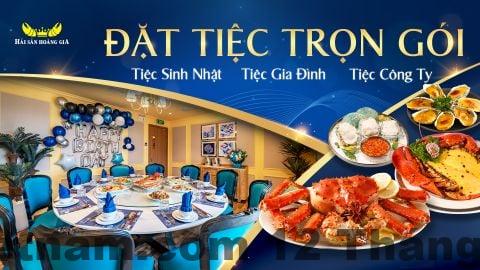 Khu vực ăn uống bên ngoài gần Hoàng Gia mini hotel 3
