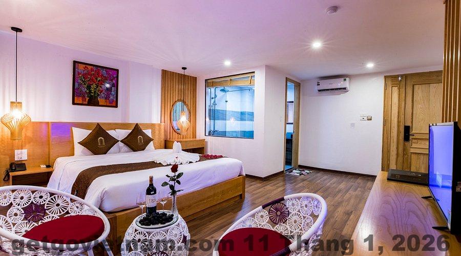 Khu vực trung tâm Sa Pa gần Le Boutique Sapa Hotel, dễ đi bộ đến Nhà thờ Đá