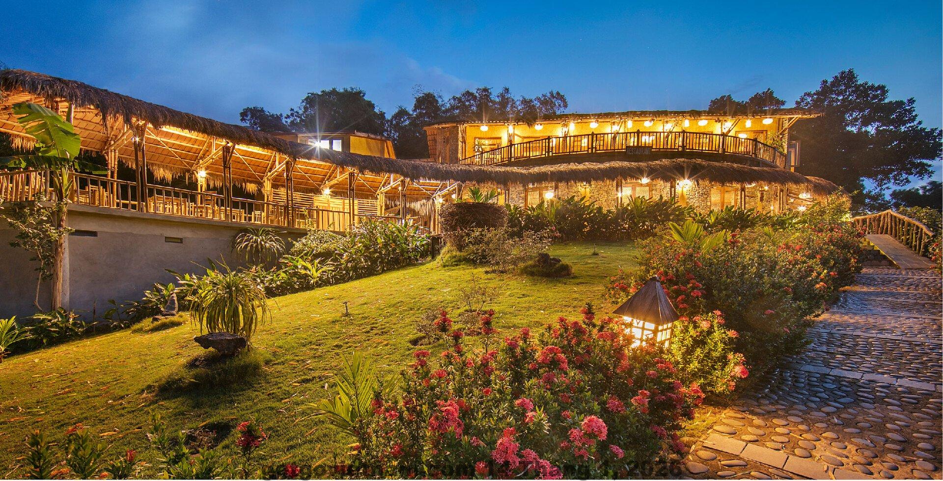 Toàn cảnh thị trấn Mai Châu Hòa Bình buổi sáng sớm