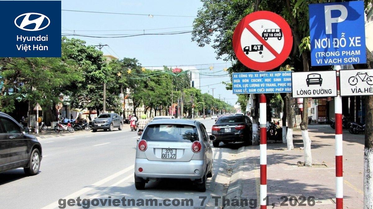 Khu vực đường Lê Duẩn – Khâm Thiên Hà Nội đông đúc, mật độ giao thông cao