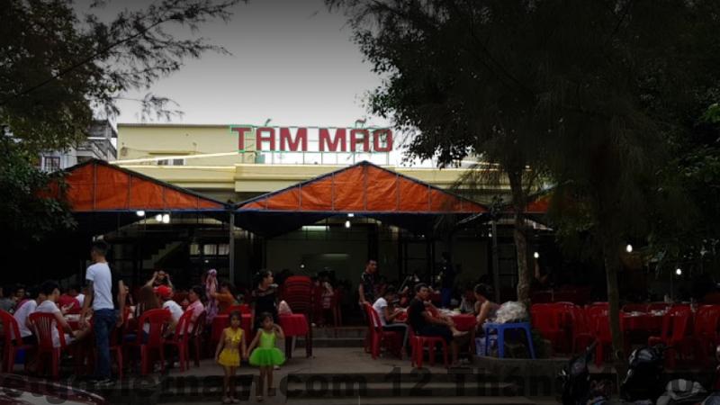 Đường ven biển Trà Cổ gần Khách sạn Trà Cổ