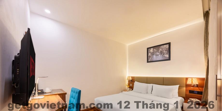 Phòng tập gym cơ bản tại khách sạn, phù hợp cho những ai yêu thích thể dục.