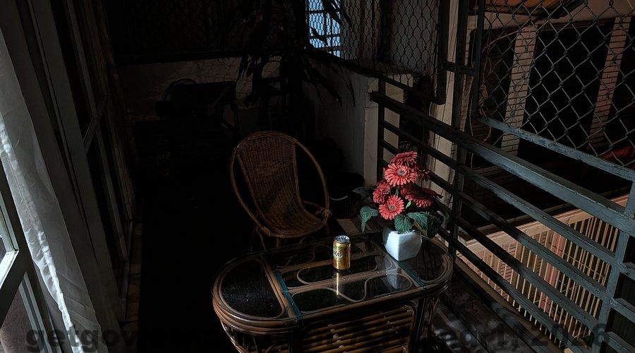 Khu vực ăn sáng nhỏ gọn tại Sophie Hotel