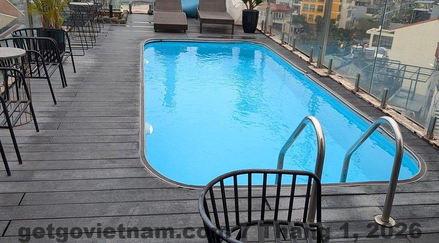 Phòng Deluxe tại San Palace Hotel phù hợp với cặp đôi hoặc khách công tác