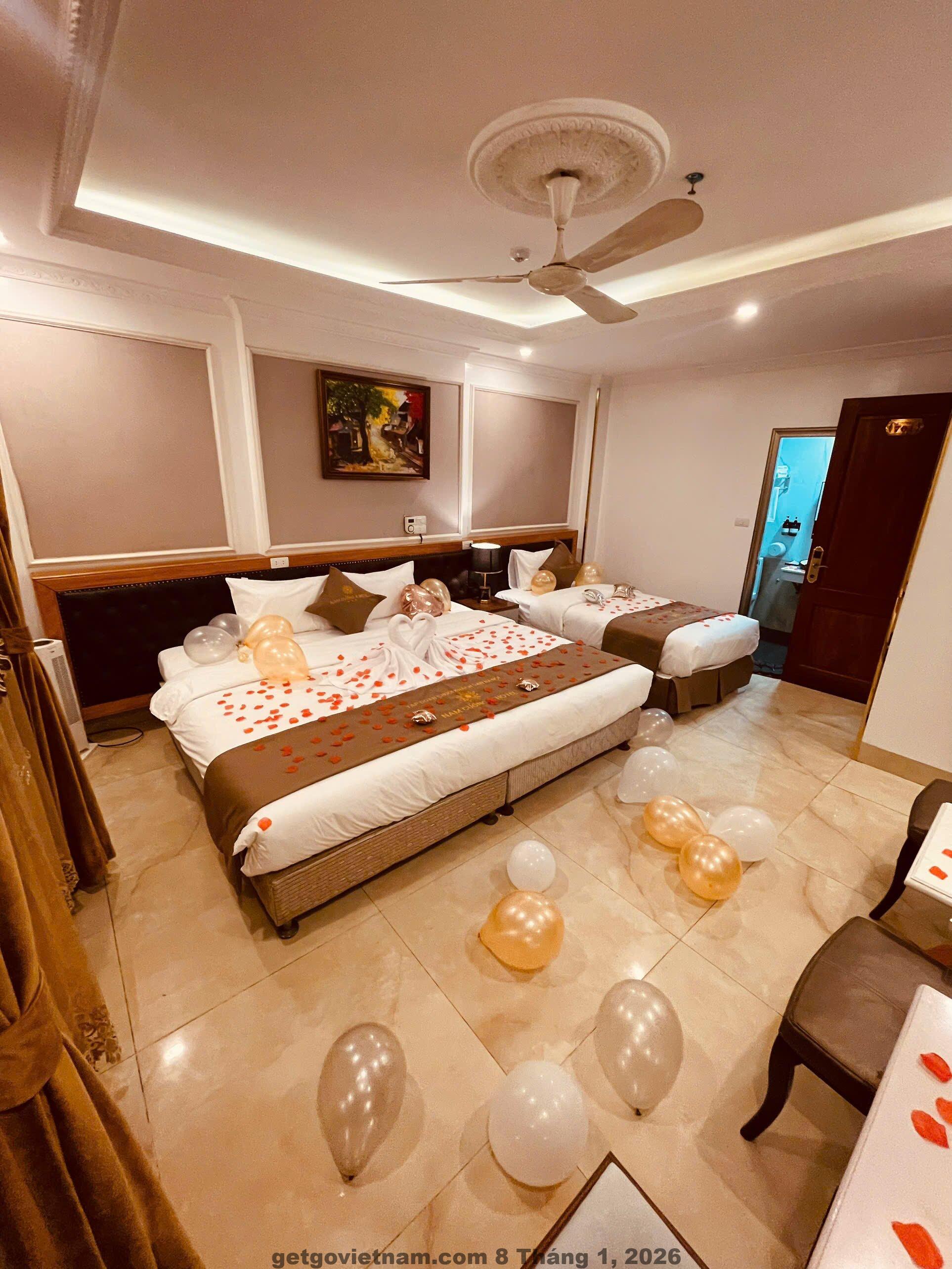 Quầy lễ tân Nhà nghỉ Nam Cường 3 với phong cách phục vụ đơn giản