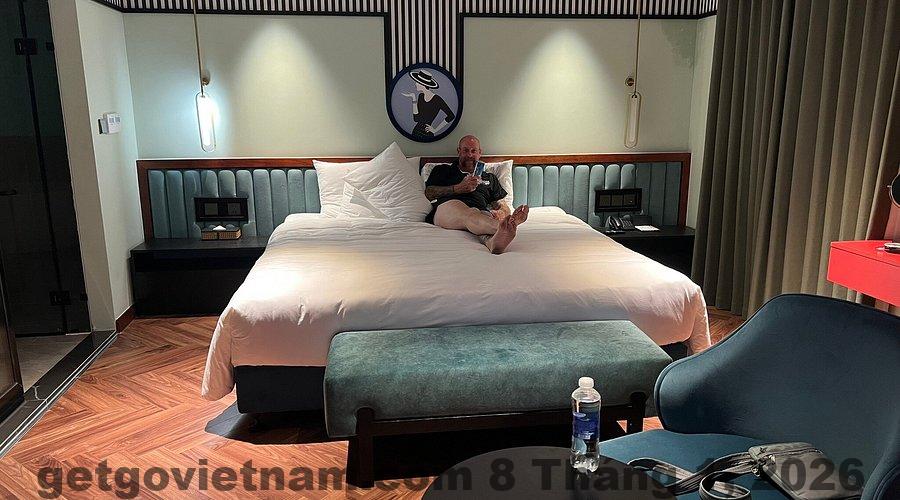 Phòng tắm tại Solaria Tesori được trang bị đầy đủ tiện nghi hiện đại, tạo cảm giác thư giãn cho khách hàng