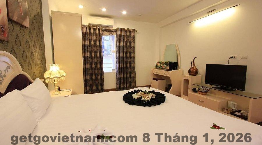 Vị trí trung tâm của Hanoi Inner Hotel gần Hồ Gươm và Nhà Hát Lớn