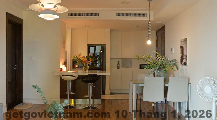 Bữa sáng tại Langmandi được chuẩn bị tươi ngon với các món ăn truyền thống, mang lại năng lượng cho một ngày dài khám phá.