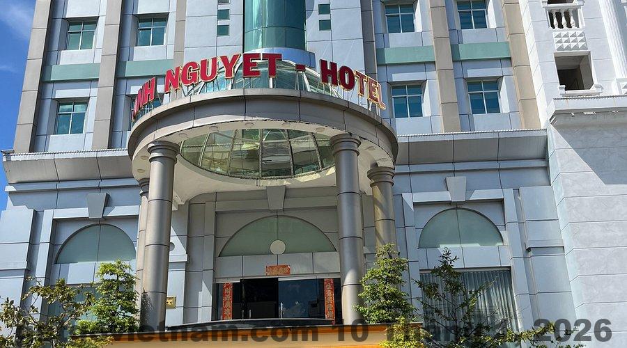 Bữa sáng đơn giản tại Khách Sạn Ánh Nguyệt Yên Bái