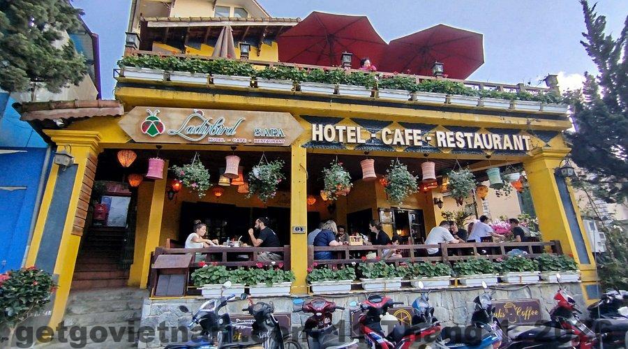 Vị trí tuyệt vời ngay trung tâm thị trấn Sa Pa, gần các điểm tham quan.