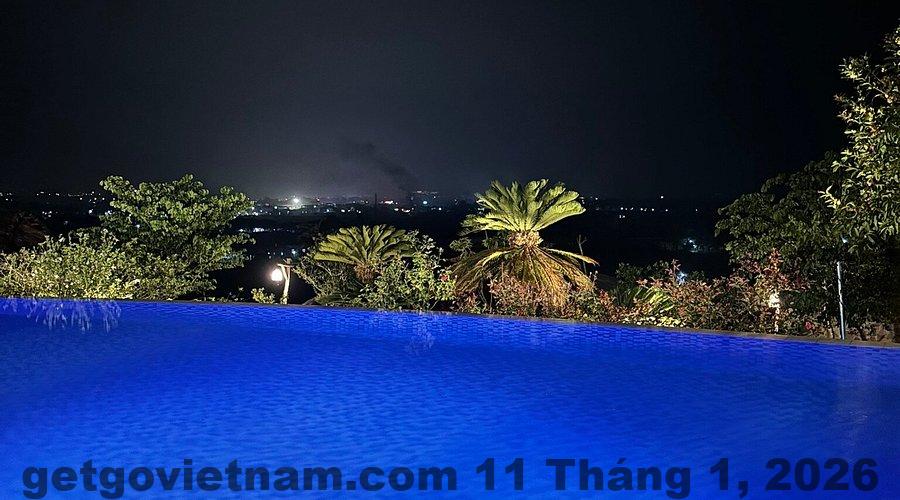 Khuôn viên Mien Tay Hotel Nghĩa Lộ