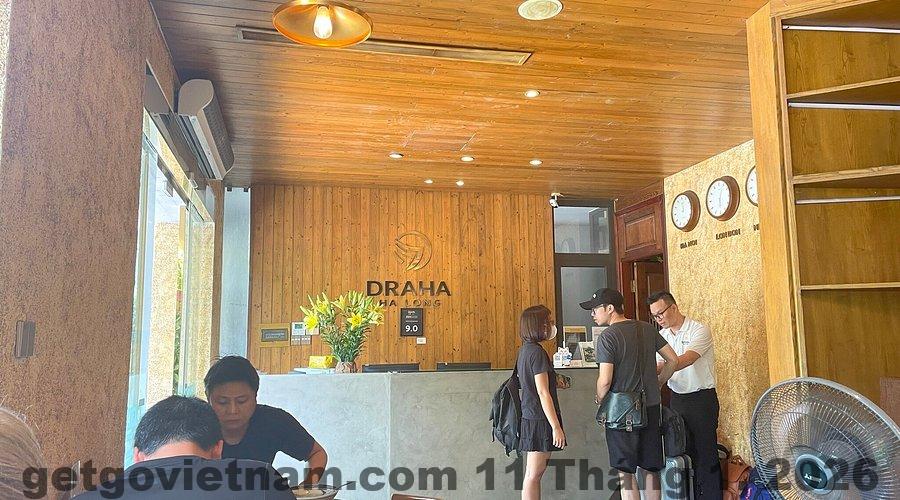 Bữa sáng tại Draha Halong Hotel phục vụ theo phong cách Á – Âu đơn giản