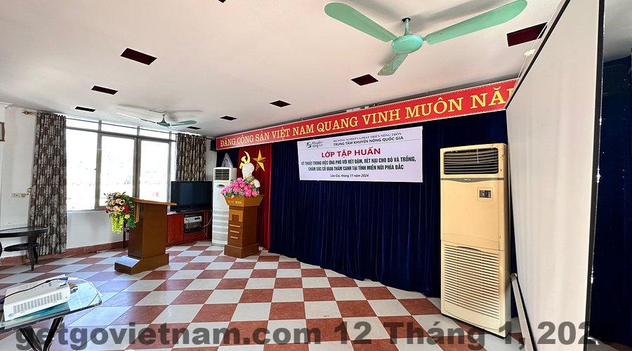 Bữa sáng tại khách sạn với các món ăn truyền thống đậm đà bản sắc Lào Cai.