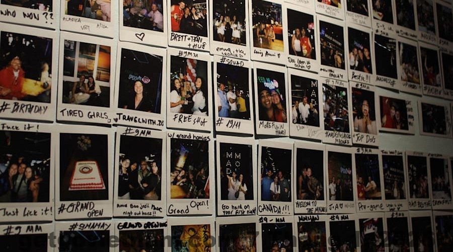 Khu phố cổ Hà Nội về đêm gần Mad Monkey Hanoi