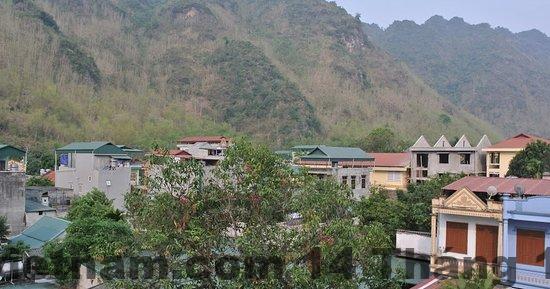 Quán ăn địa phương gần trung tâm Mai Châu