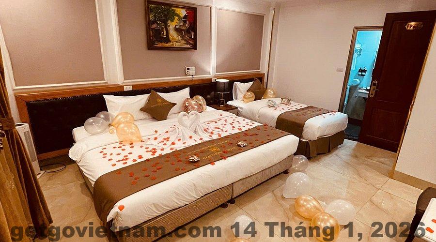 Khu vực ăn sáng tại khách sạn Hotel Nam Cường X với các món cơ bản
