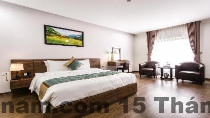 Phòng khách sạn Liberty rộng rãi, sạch sẽ nhưng một số thiết bị đã cũ