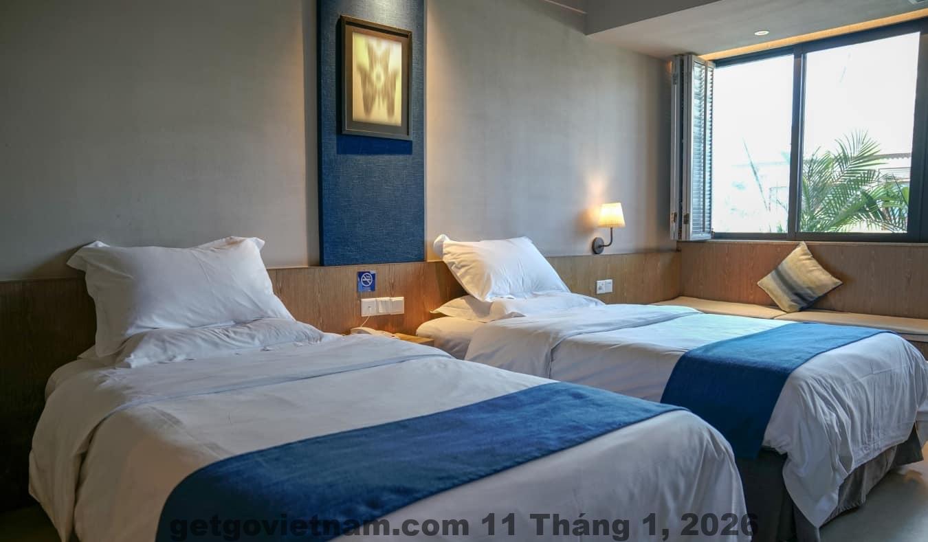 Khách lưu trú tại Hoàng Anh Hotel thường ăn sáng tại quán địa phương