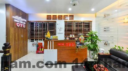 Hành lang bên trong Khách Sạn Lavender Hà Nội